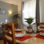 Petit Douillet Tres Bien Situe * Биарриц